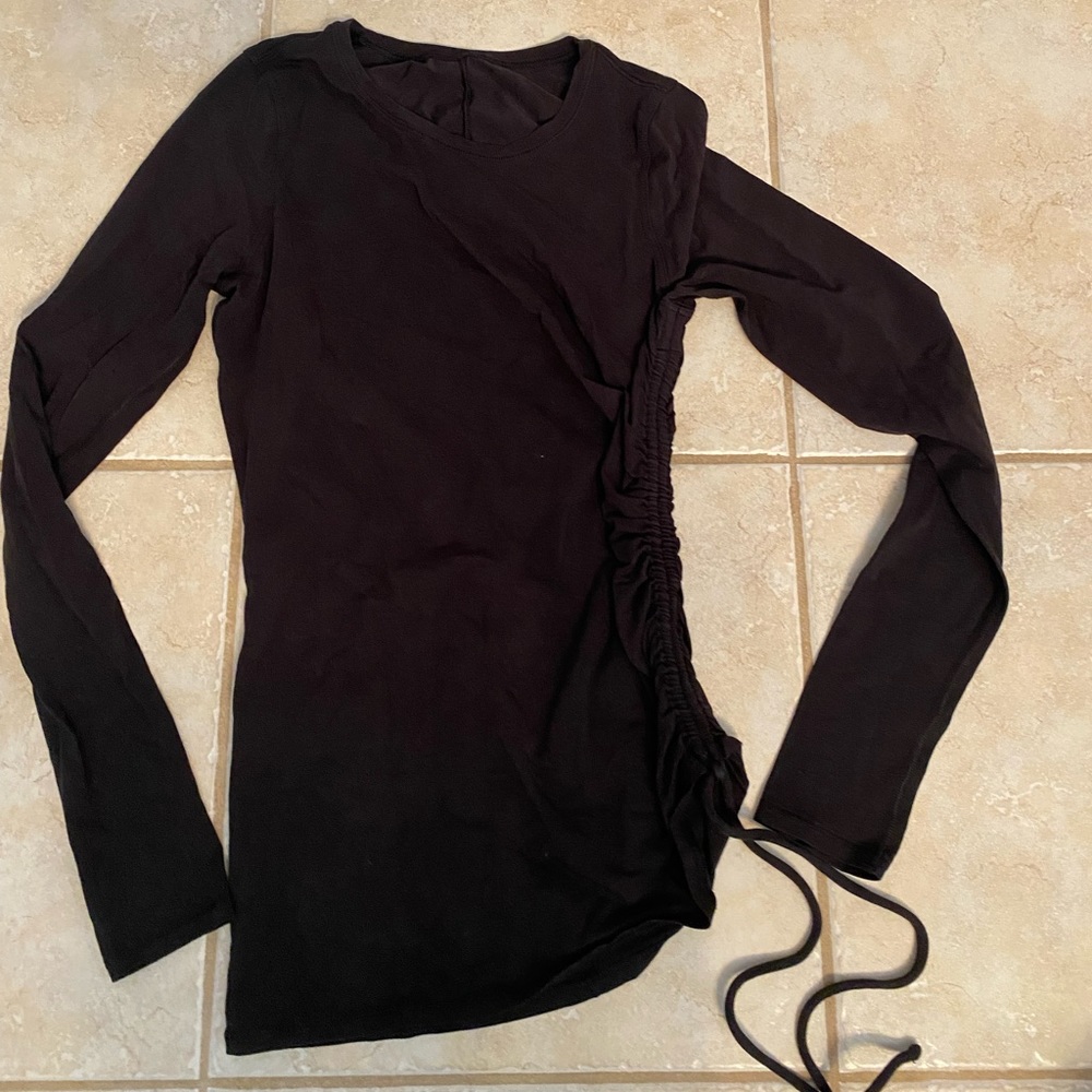 Lululemon side cinch long sleeve top